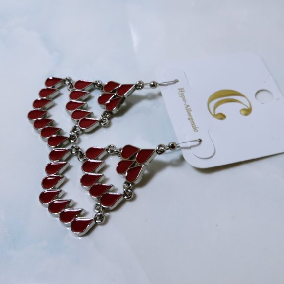 Whimsical Charming Charlie Red Enamel Chandelier Style Earrings NWT - Picture 4 of 4